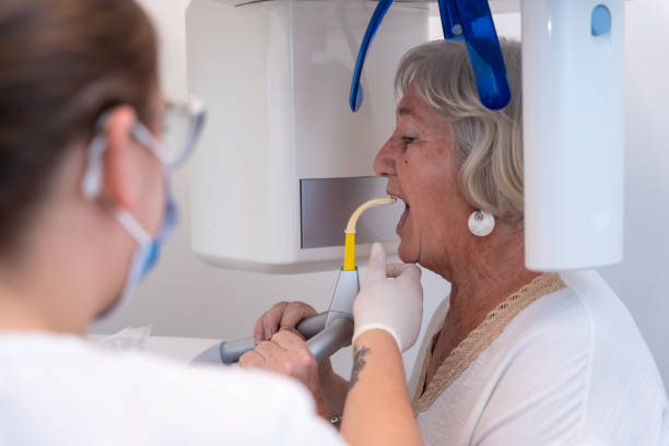 Best Mobile Emergency Dentist in Clksville, AR